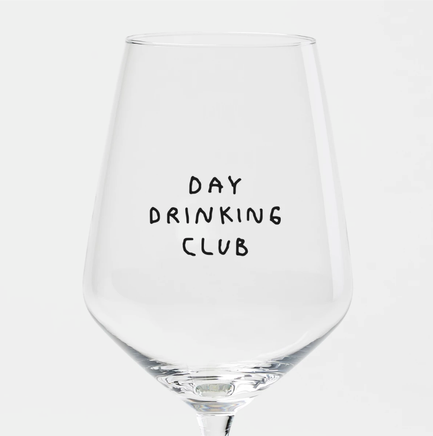 Weinglas „Day Drinking Club" – Johanna Schwarzer × selekkt