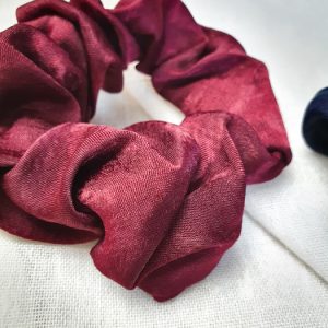 Scrunchie 3er Set, Schwarz, Bordeaux Rot, Blau Alles Interior Boho Scandi Look anitimadeforyou Concept Store Langenfeld Trockenblumen, Trockenblumen Kränze, Workshops, Schmuck